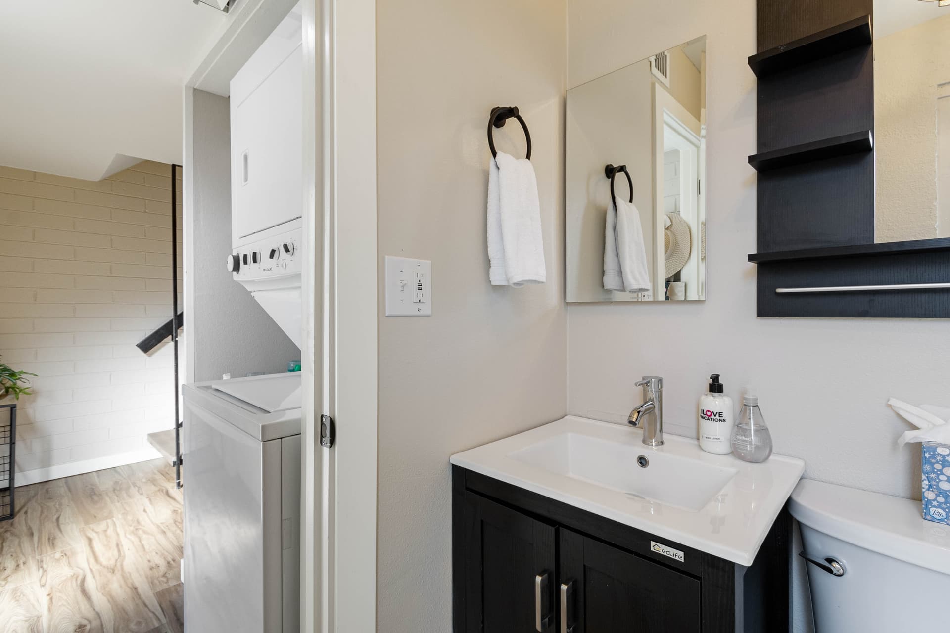 Old Town Charm - Image 21