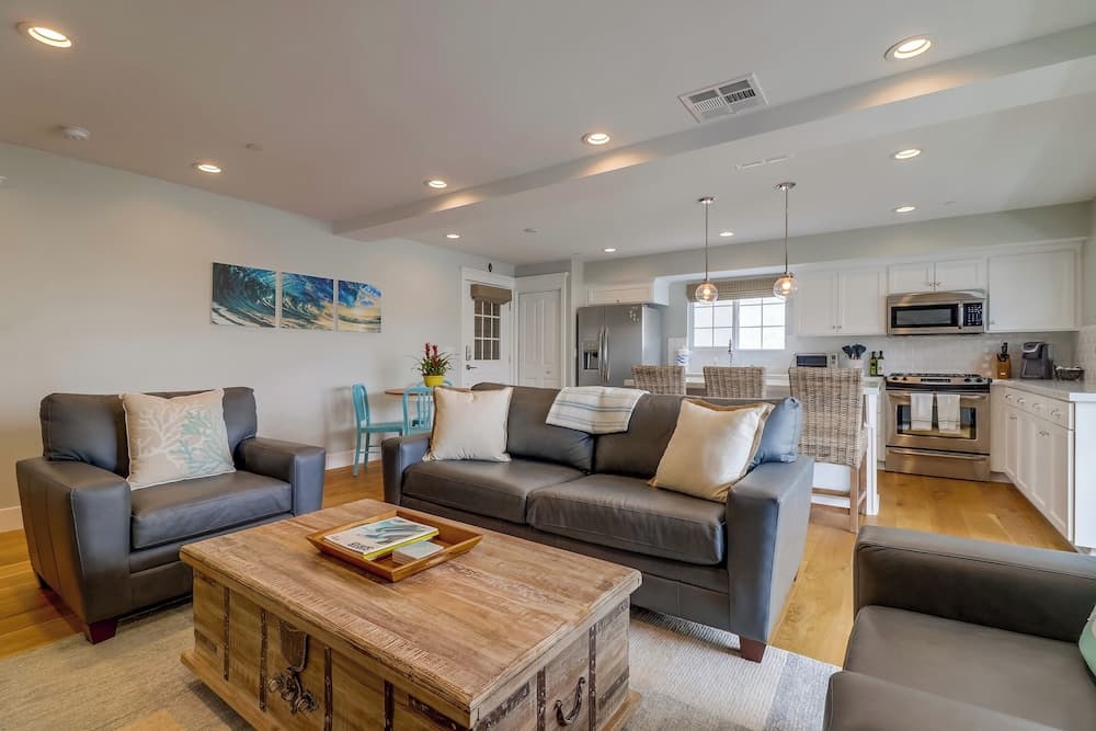 Seaglass Shores - Image 3