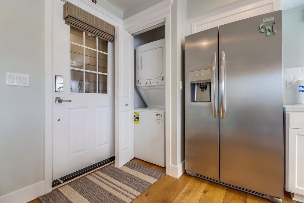 Seaglass Shores - Image 8