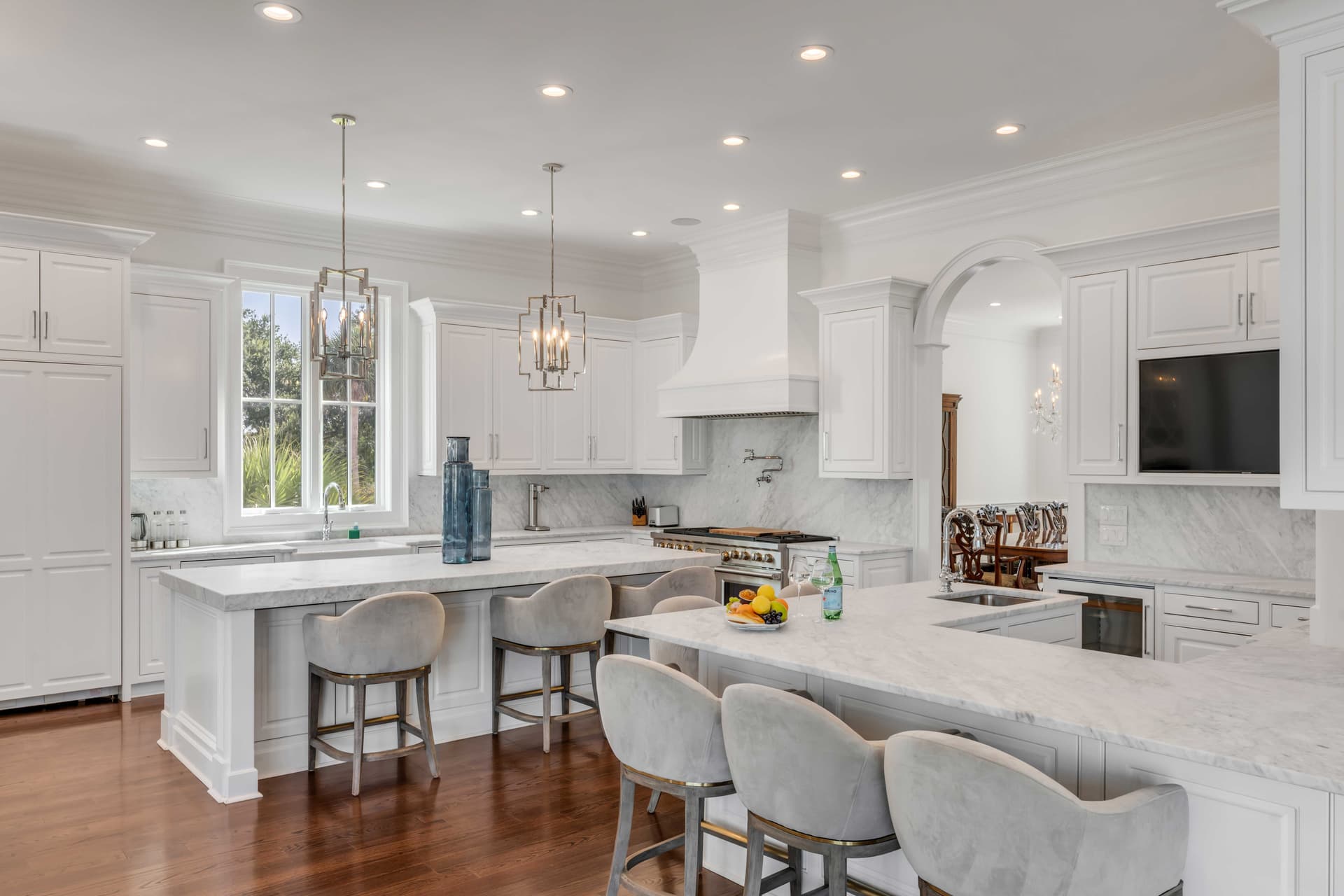 Lavish Coastal - Image 5