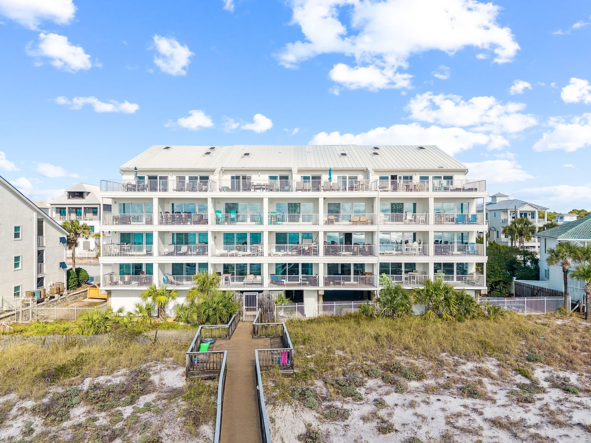 Crystal Gulf View - Image 35