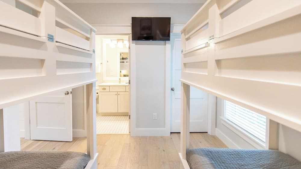 Canal Street Escape - Image 10