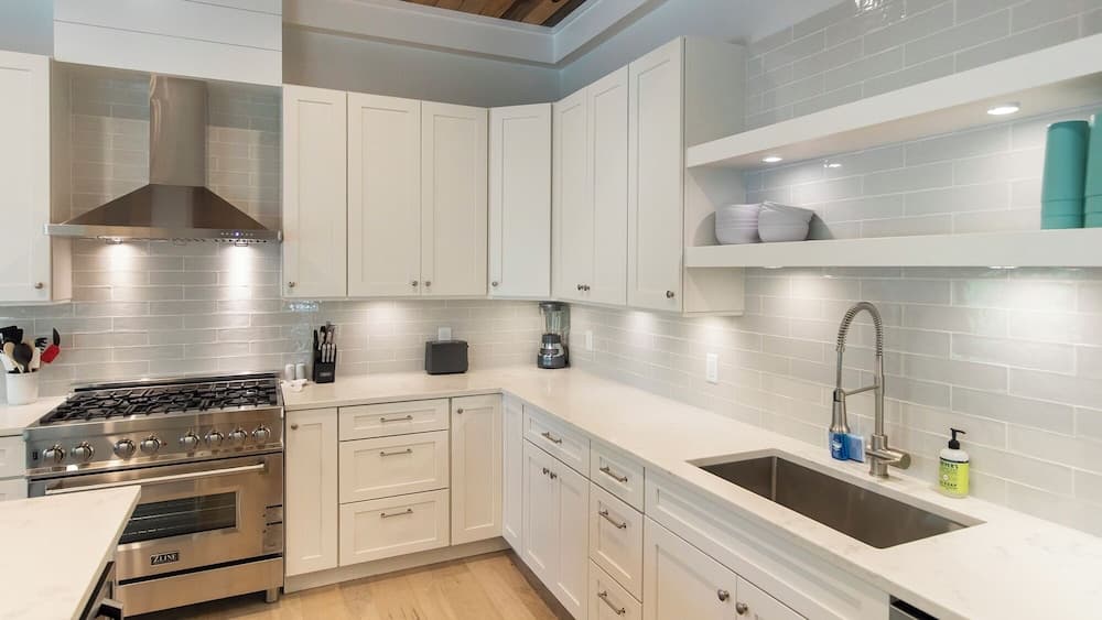 Canal Street Escape - Image 17