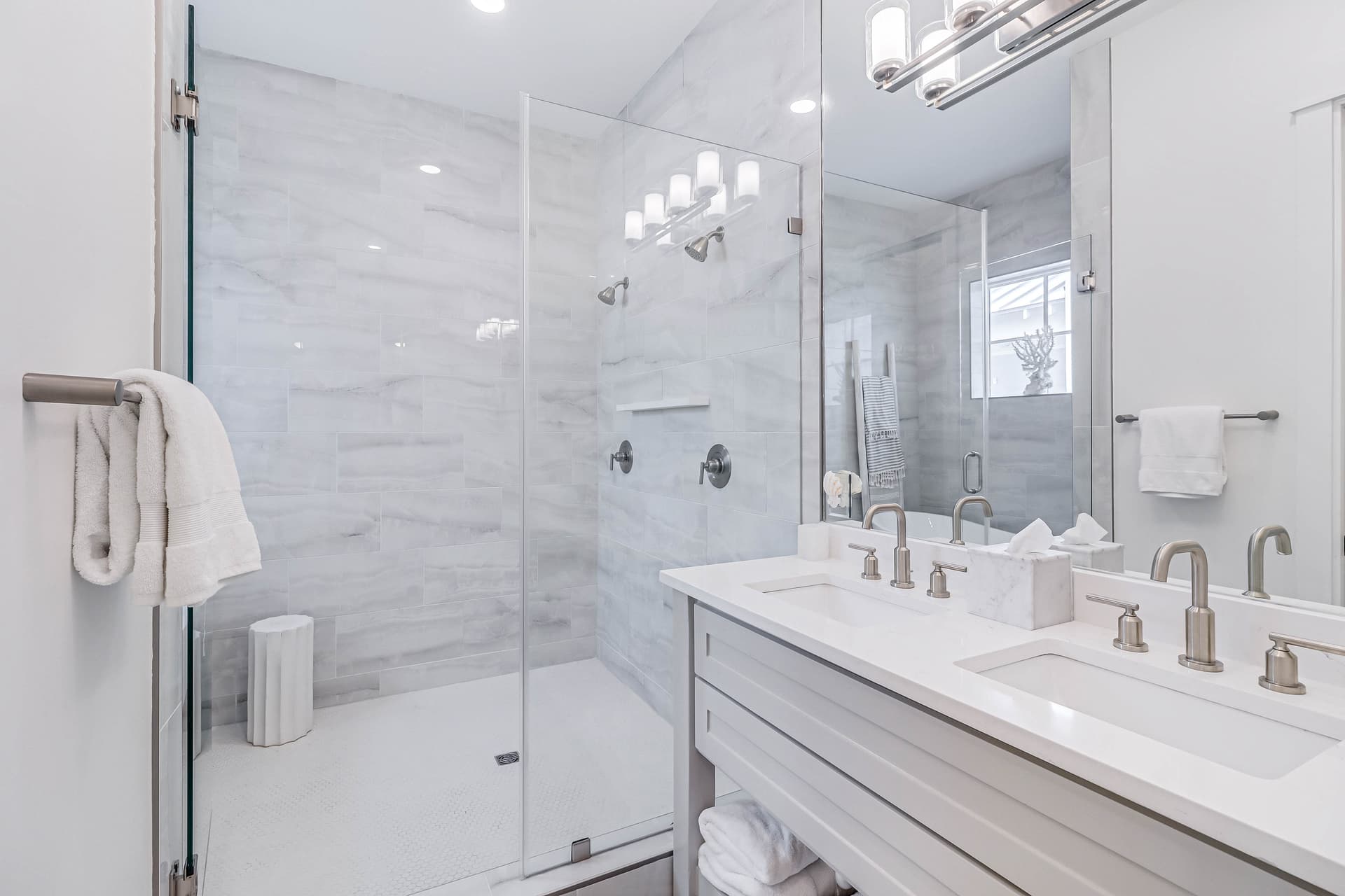 Seascape Escape - Image 34