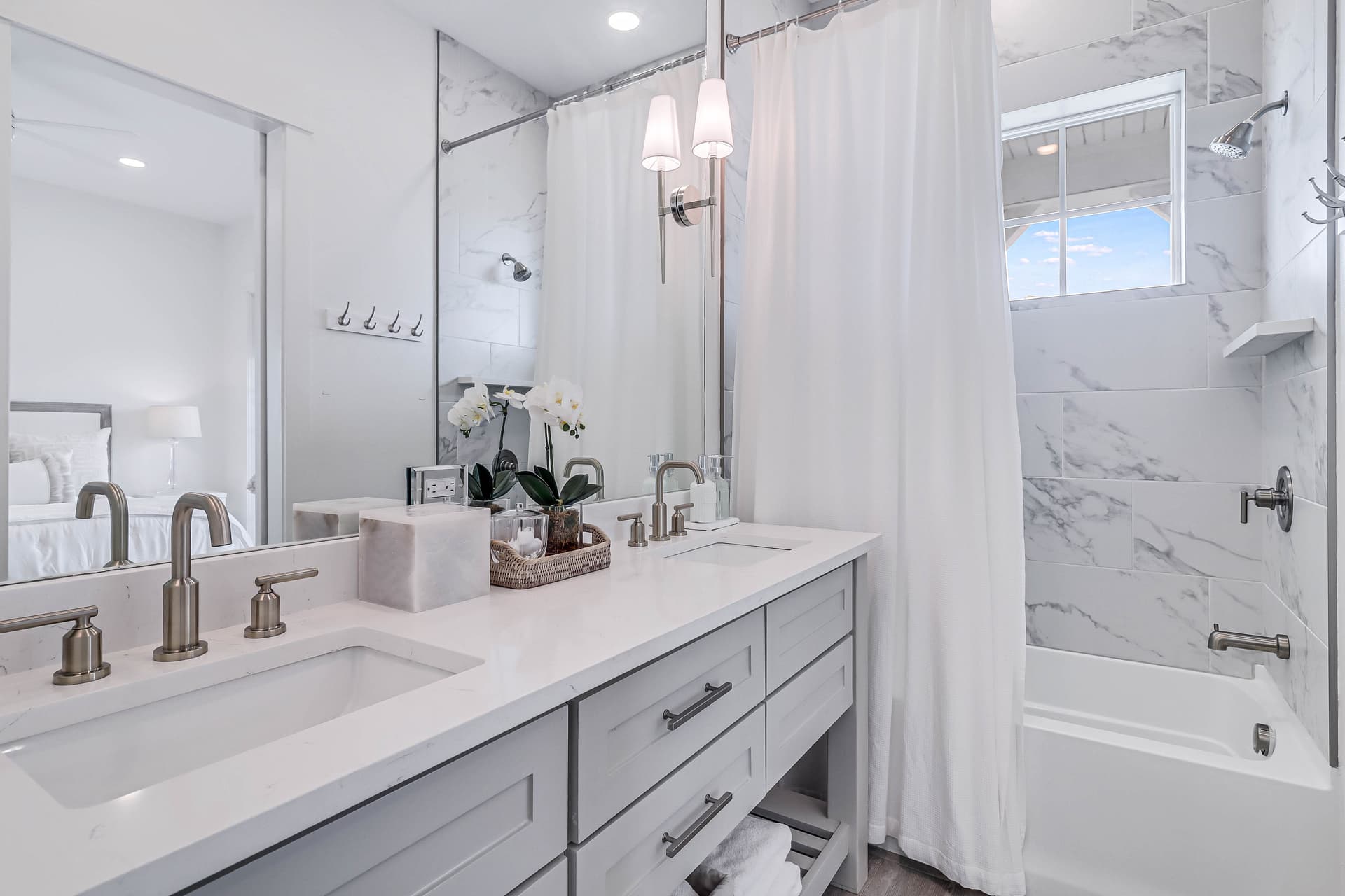 Seascape Escape - Image 40