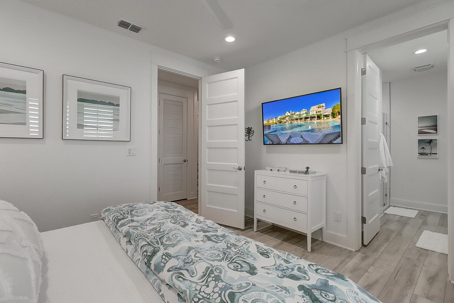 Seashell Sanctuary - Image 22