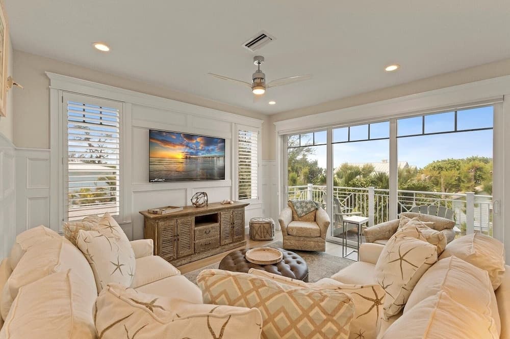 Seaside Haven - Image 4