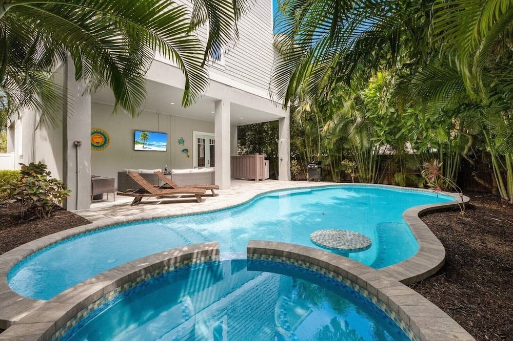 Seaside Haven - Image 35