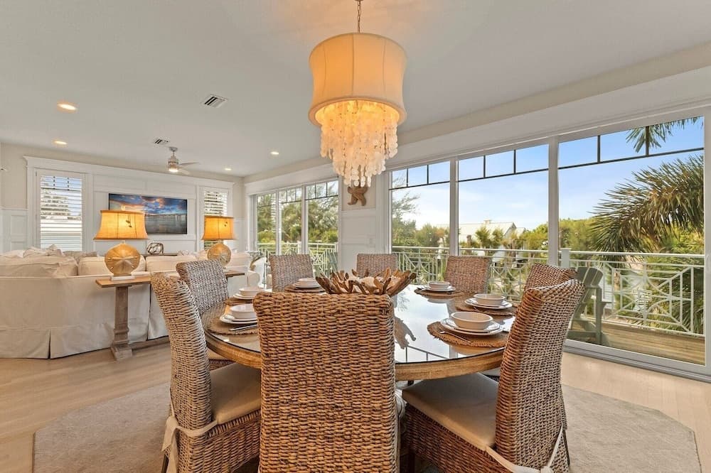 Seaside Haven - Image 10