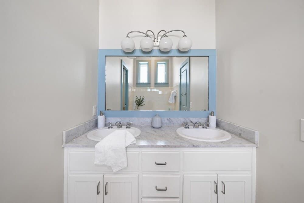 Seaside Serenity #3 - Image 29