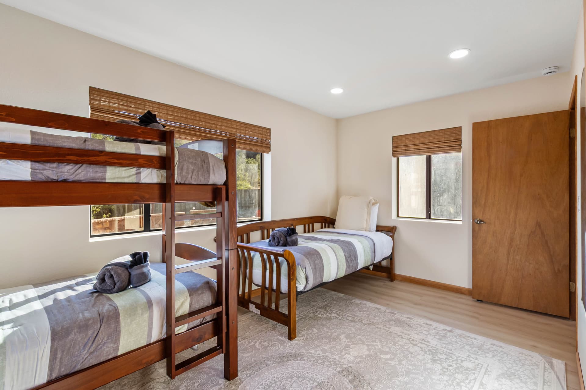 Arabian Nights - Image 19