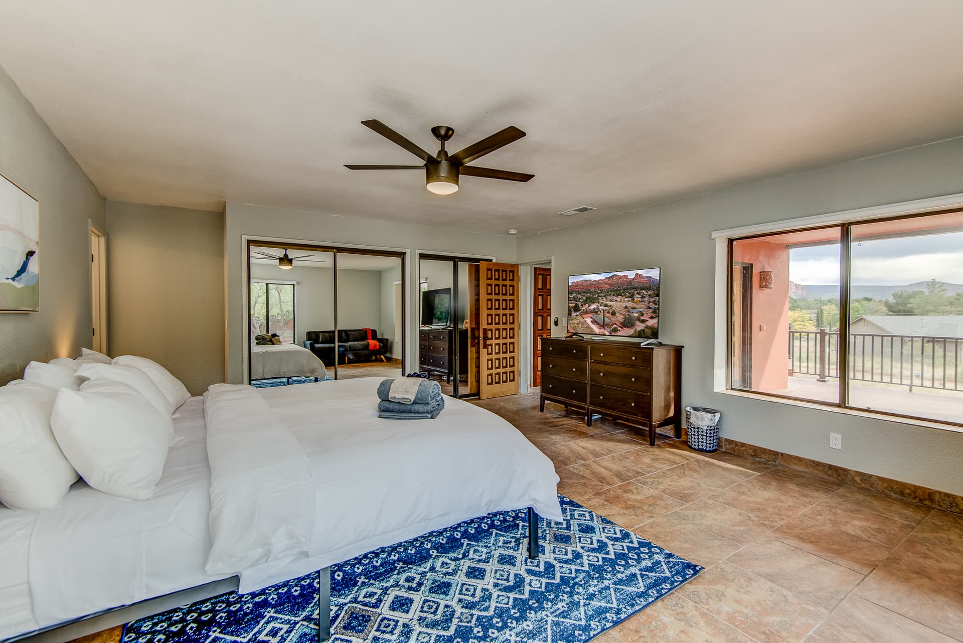 Casa Roja - Image 21