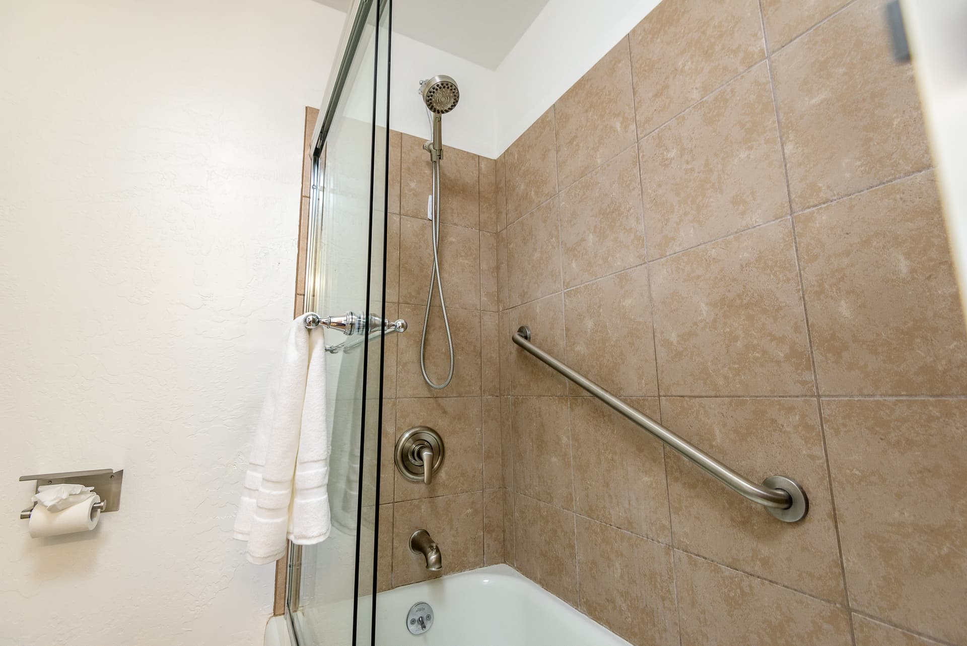 Casa Roja - Image 29