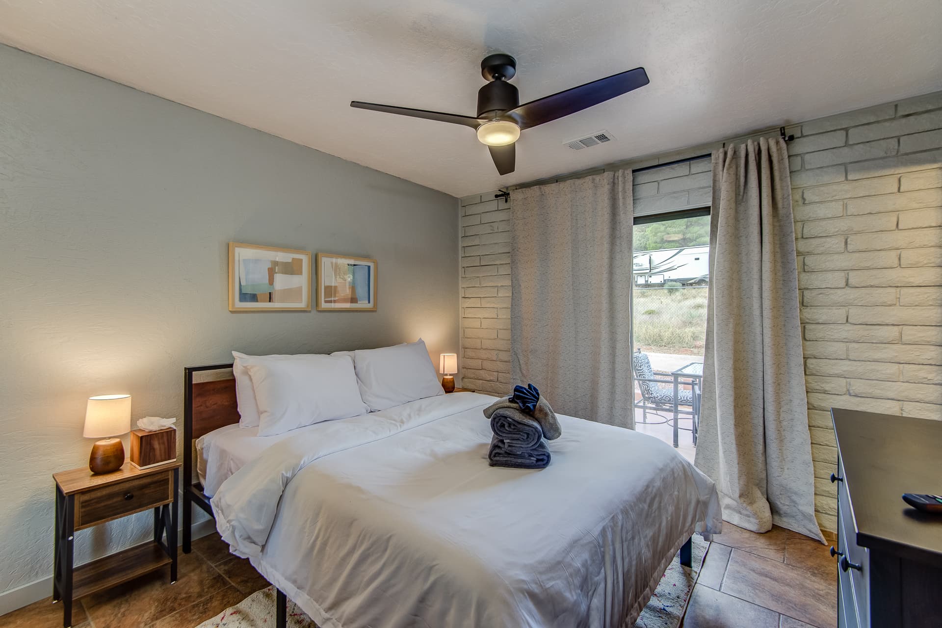 Casa Roja - Image 23