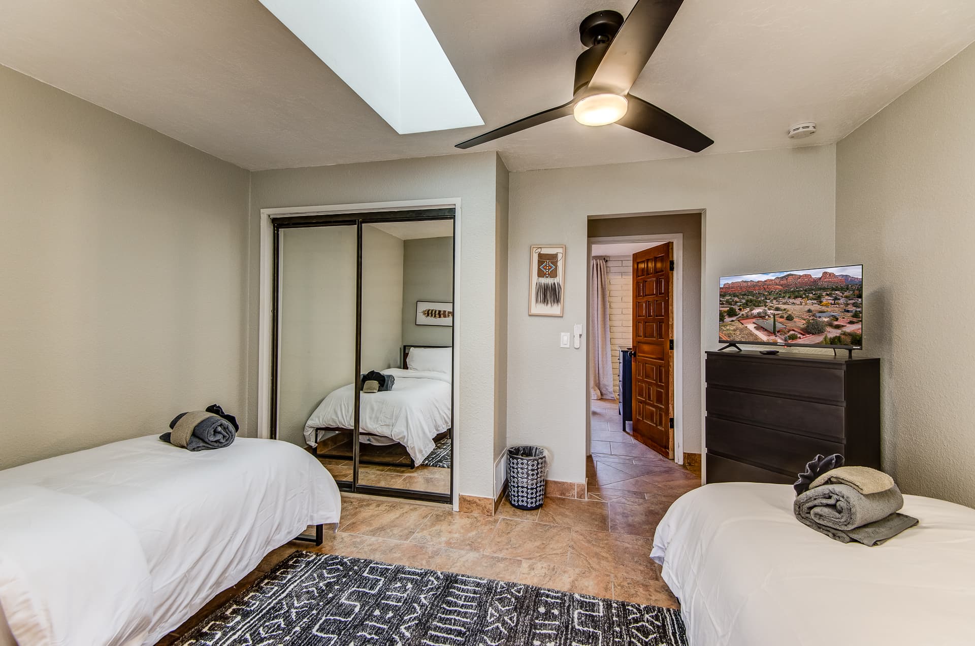 Casa Roja - Image 27