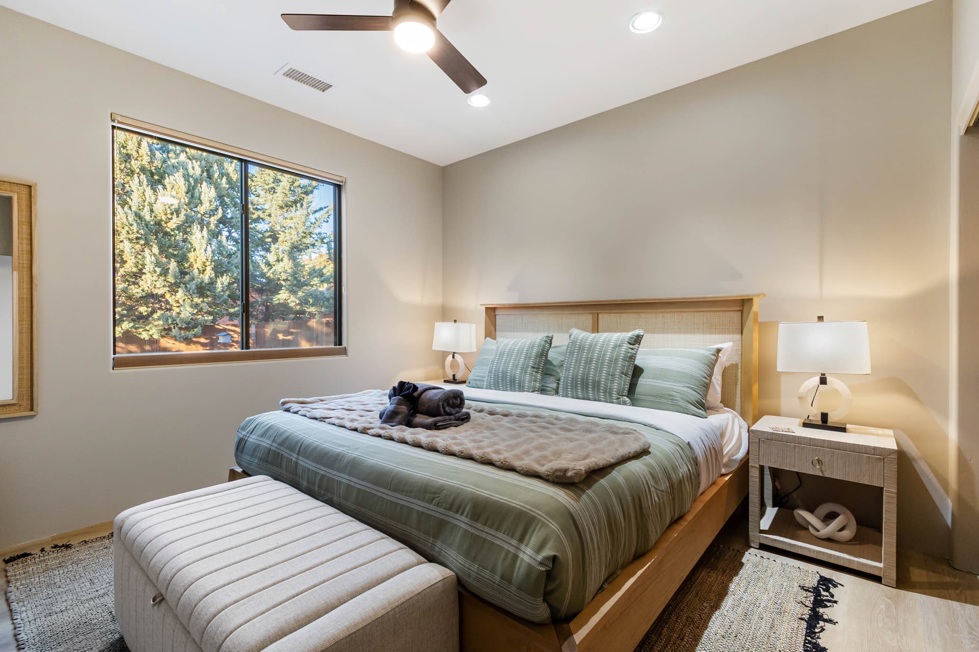 Chapel Hill Chalet - Image 32