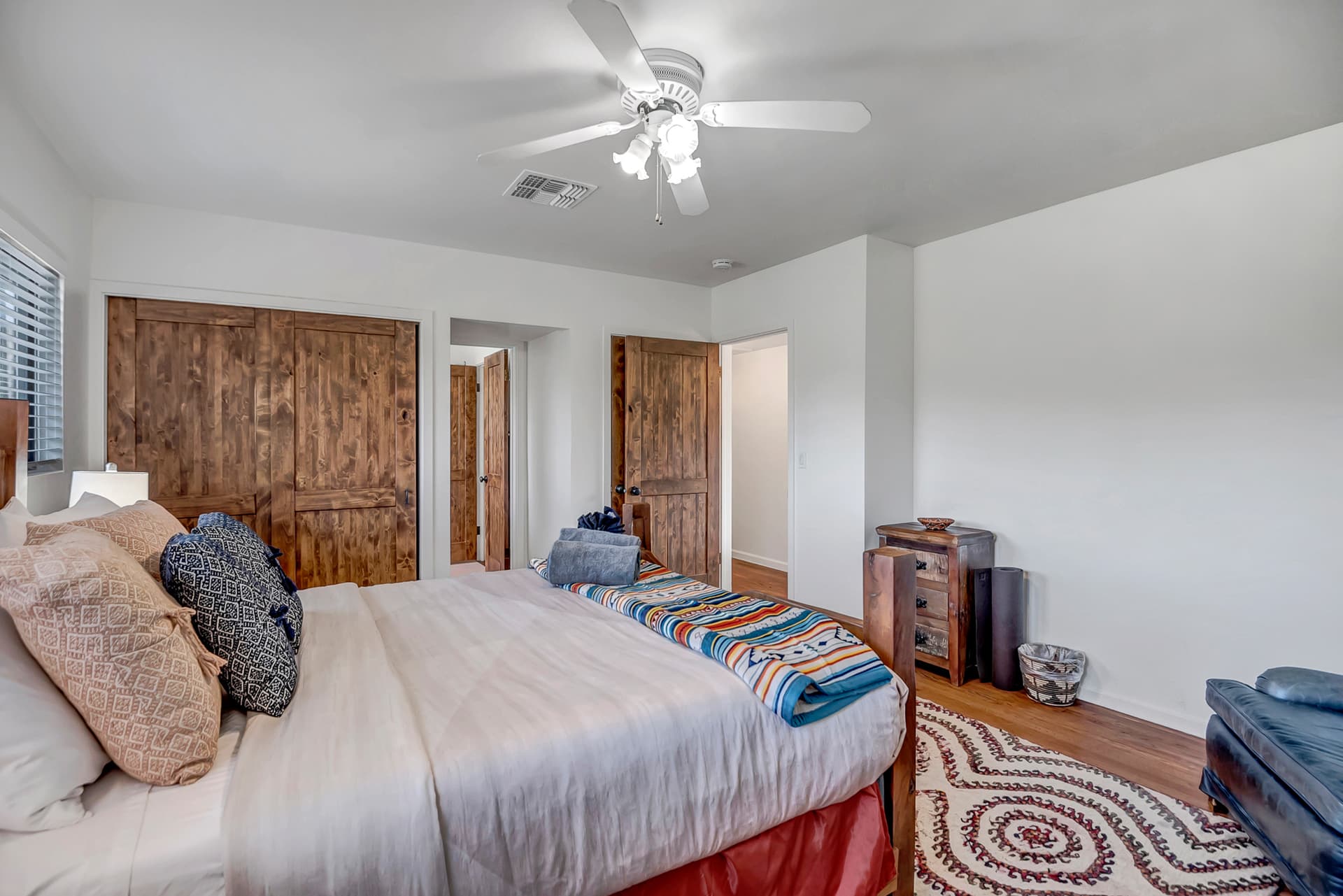 Chimney Rock Trail House - Image 15