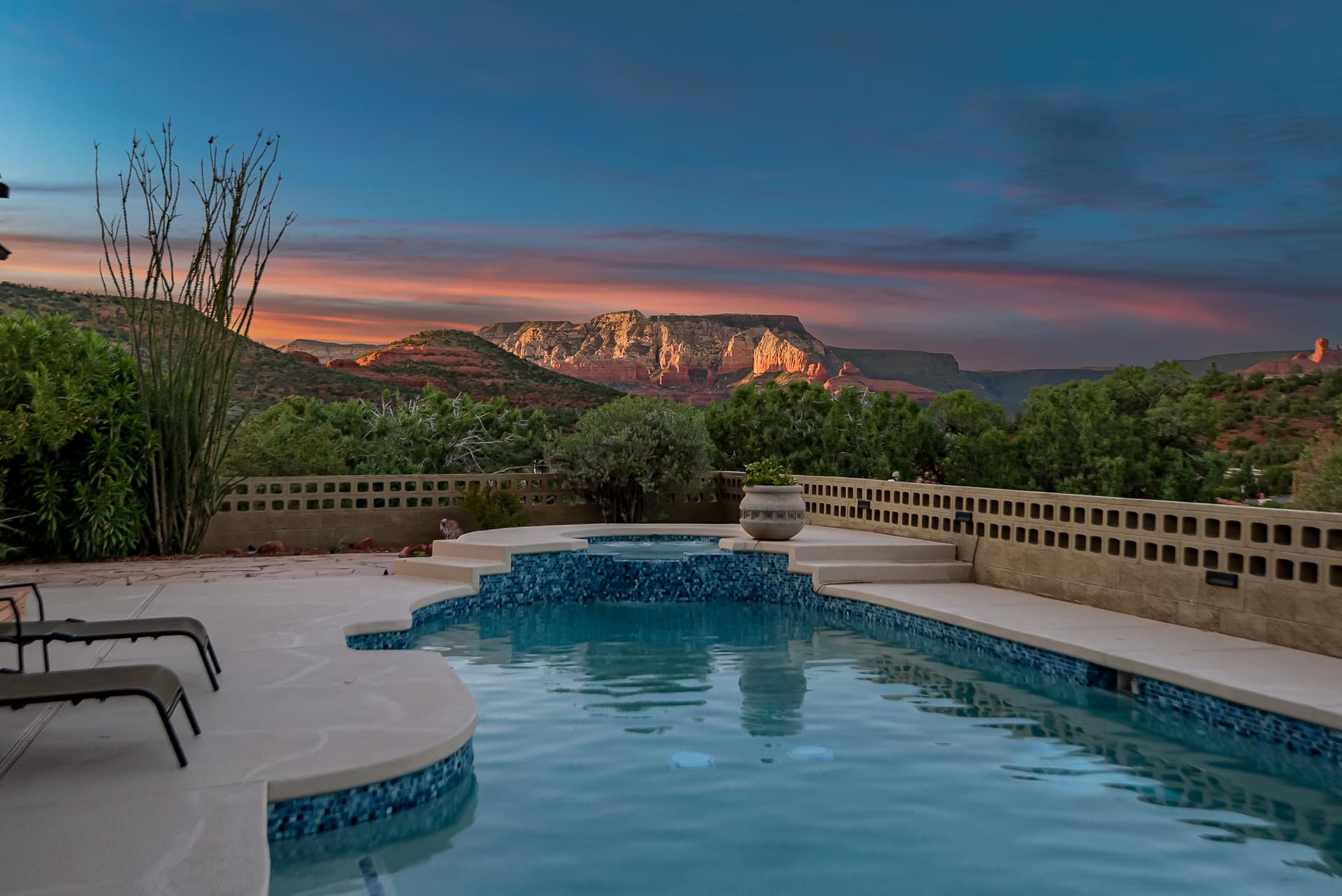 Chimney Rock Trail House - Image 24