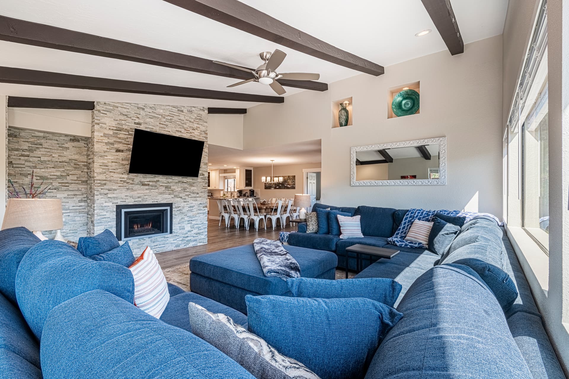 Dream Estate - Image 8