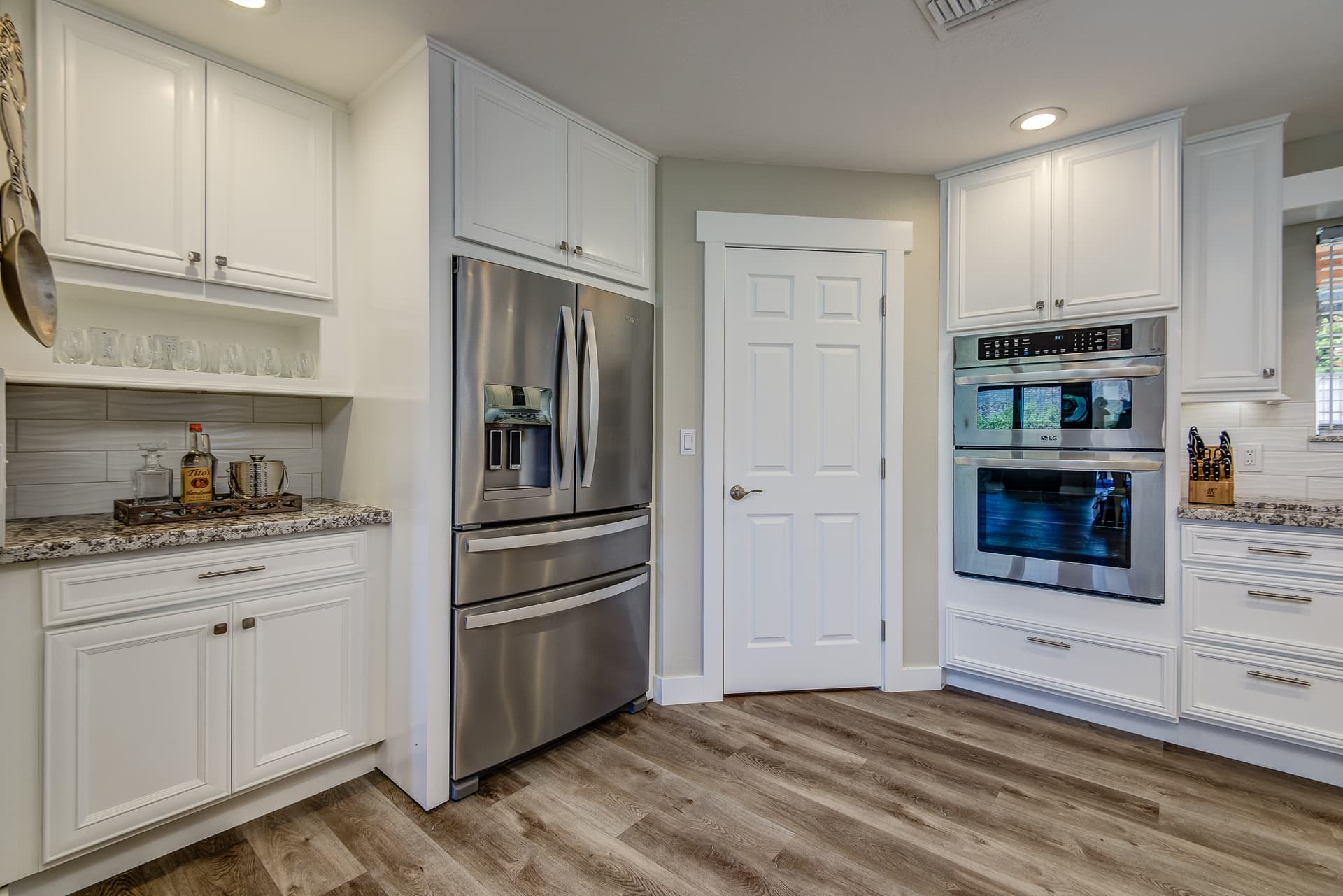 Dream Estate - Image 21