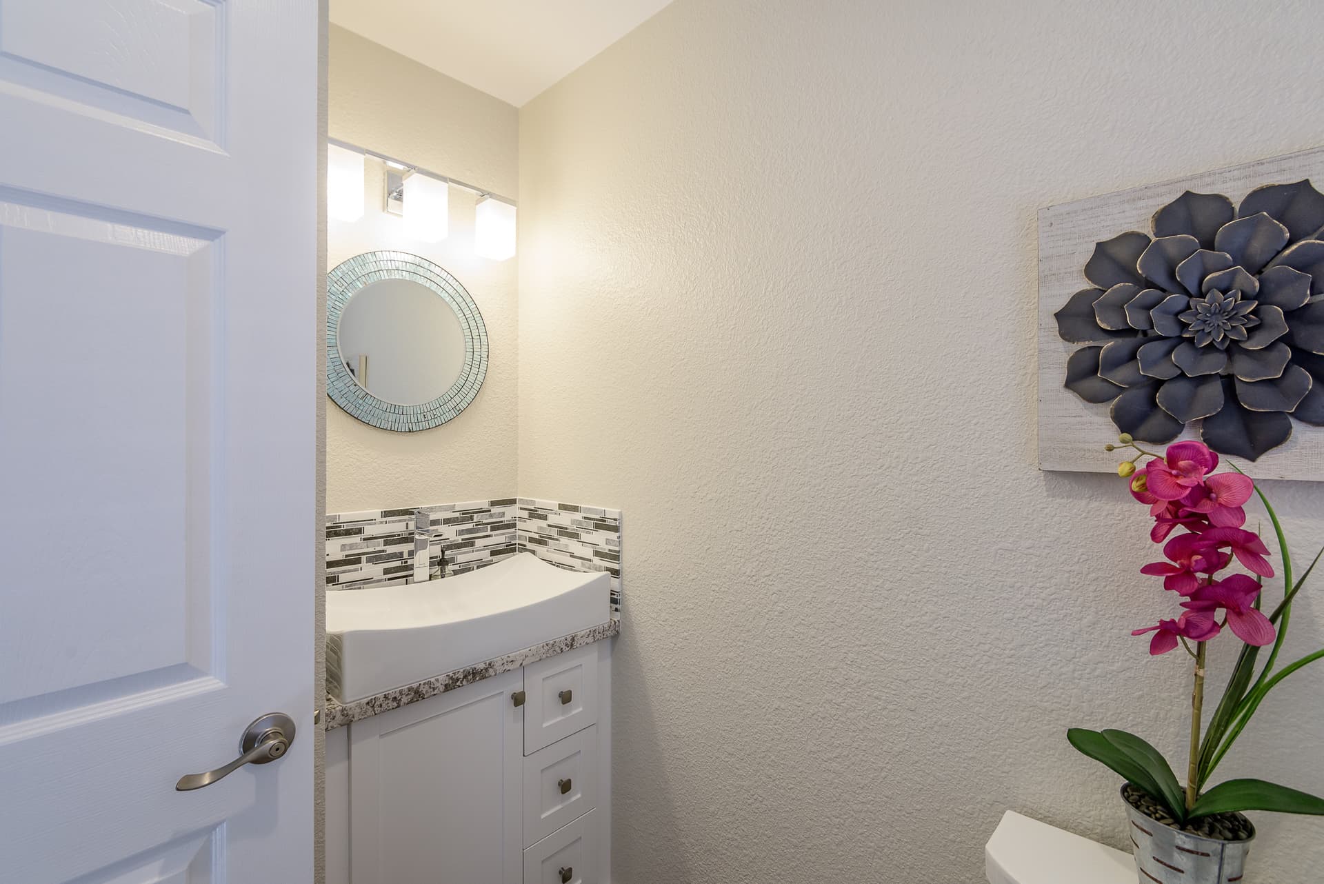 Dream Estate - Image 50