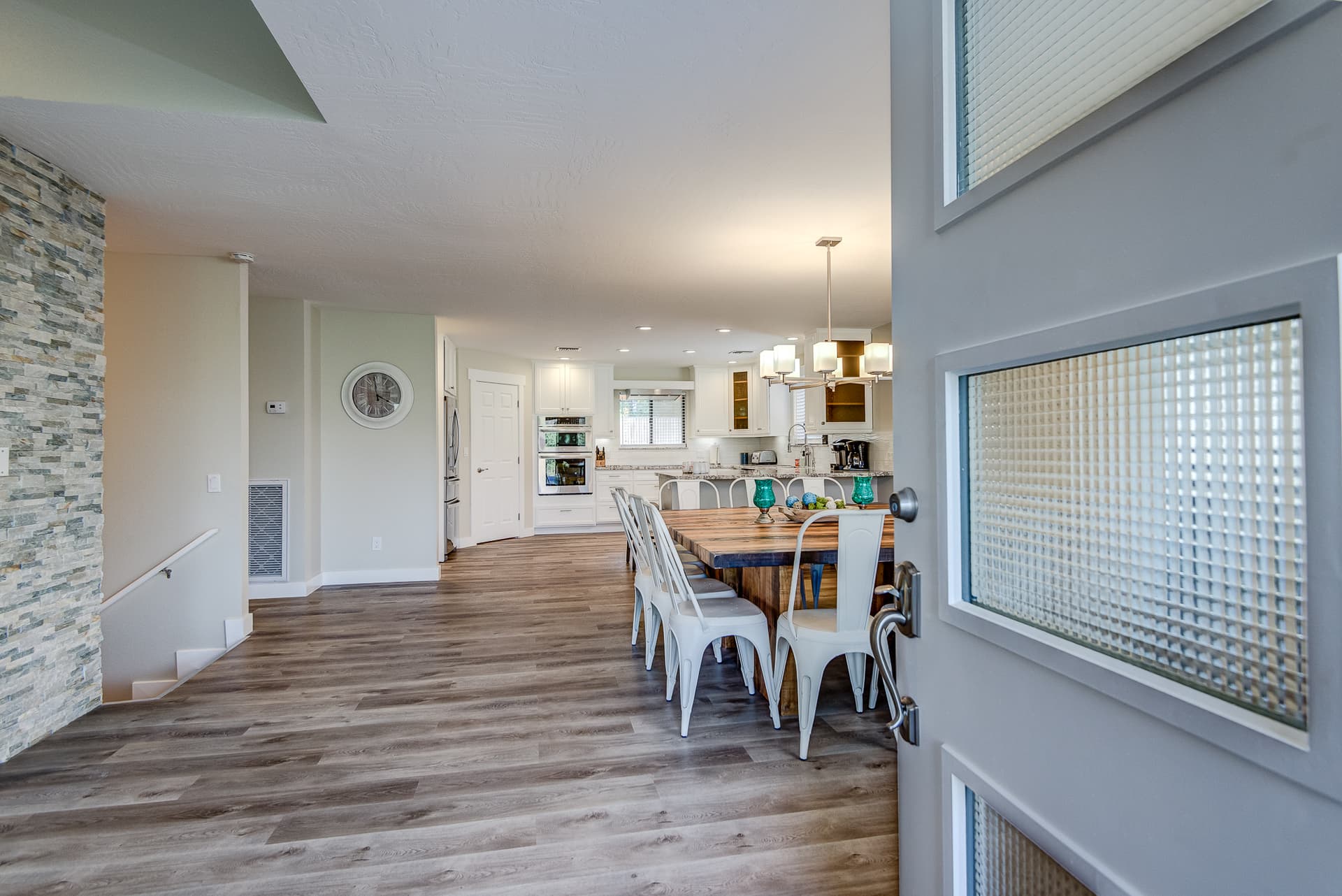 Dream Estate - Image 13