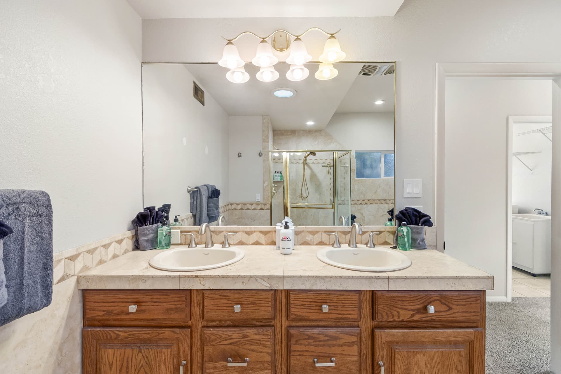 House of Wren & Koi - Image 52