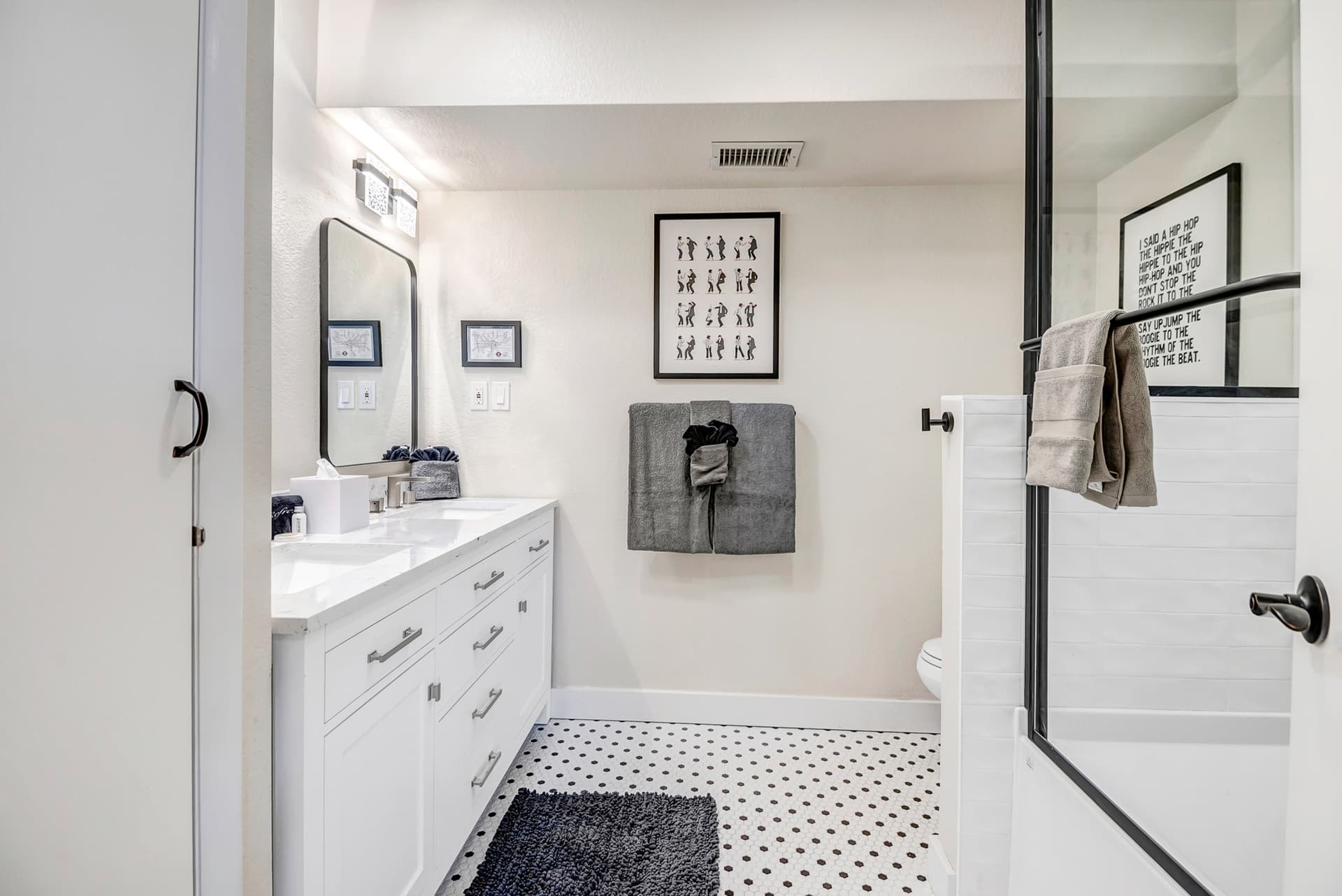 Sedona Mountain Sunset - Image 27