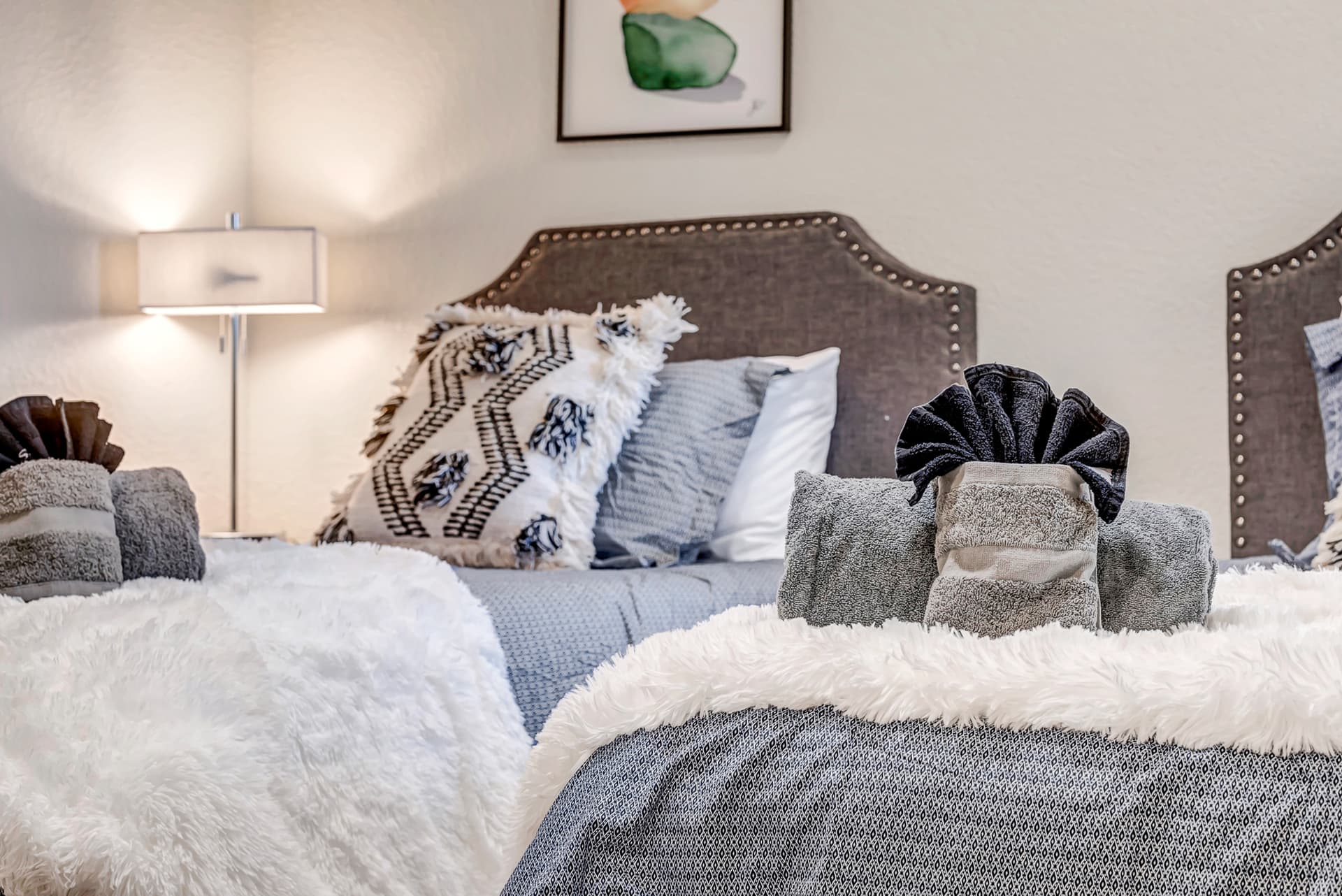 Sedona Mountain Sunset - Image 30