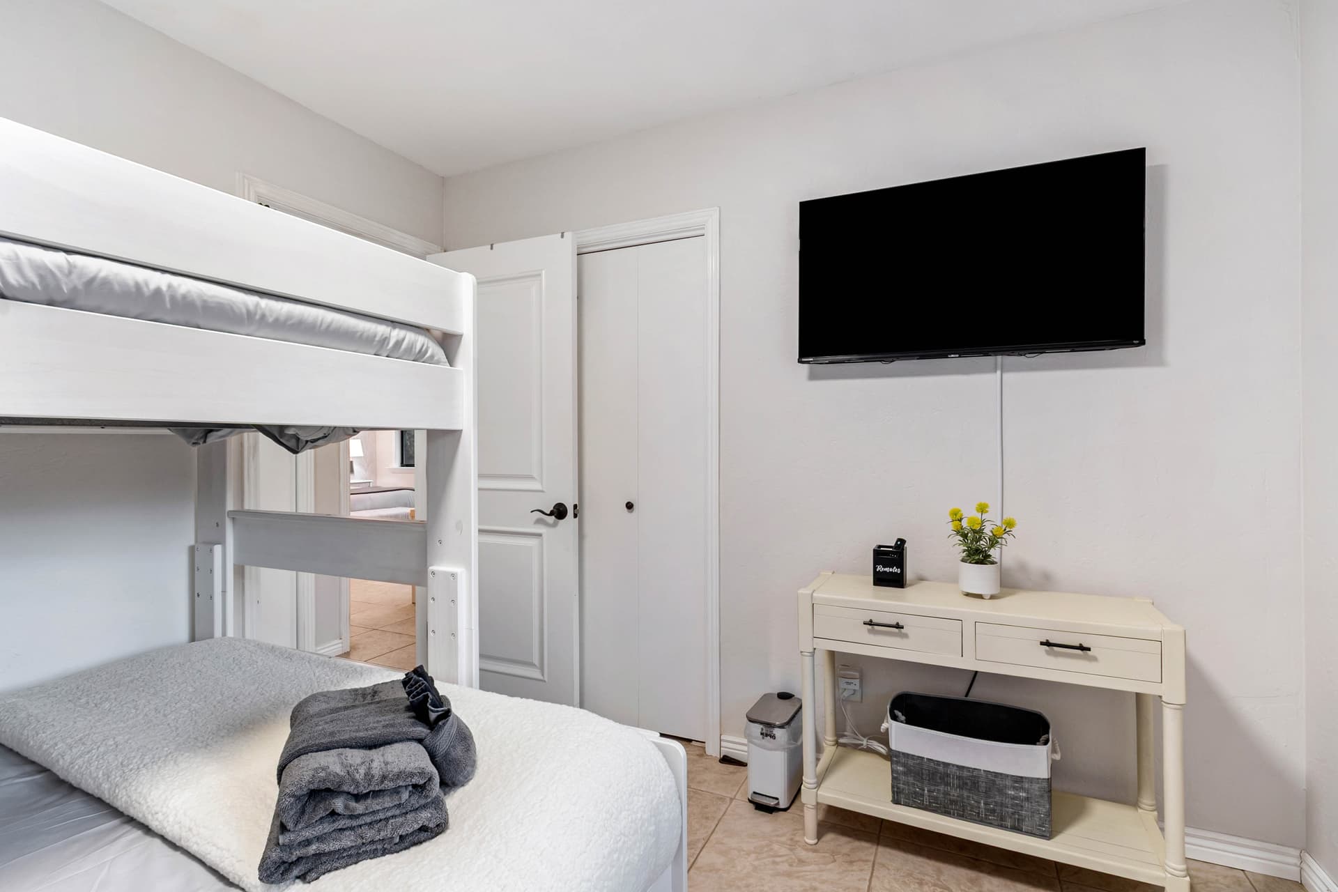 Upper Indian Garden - Image 16