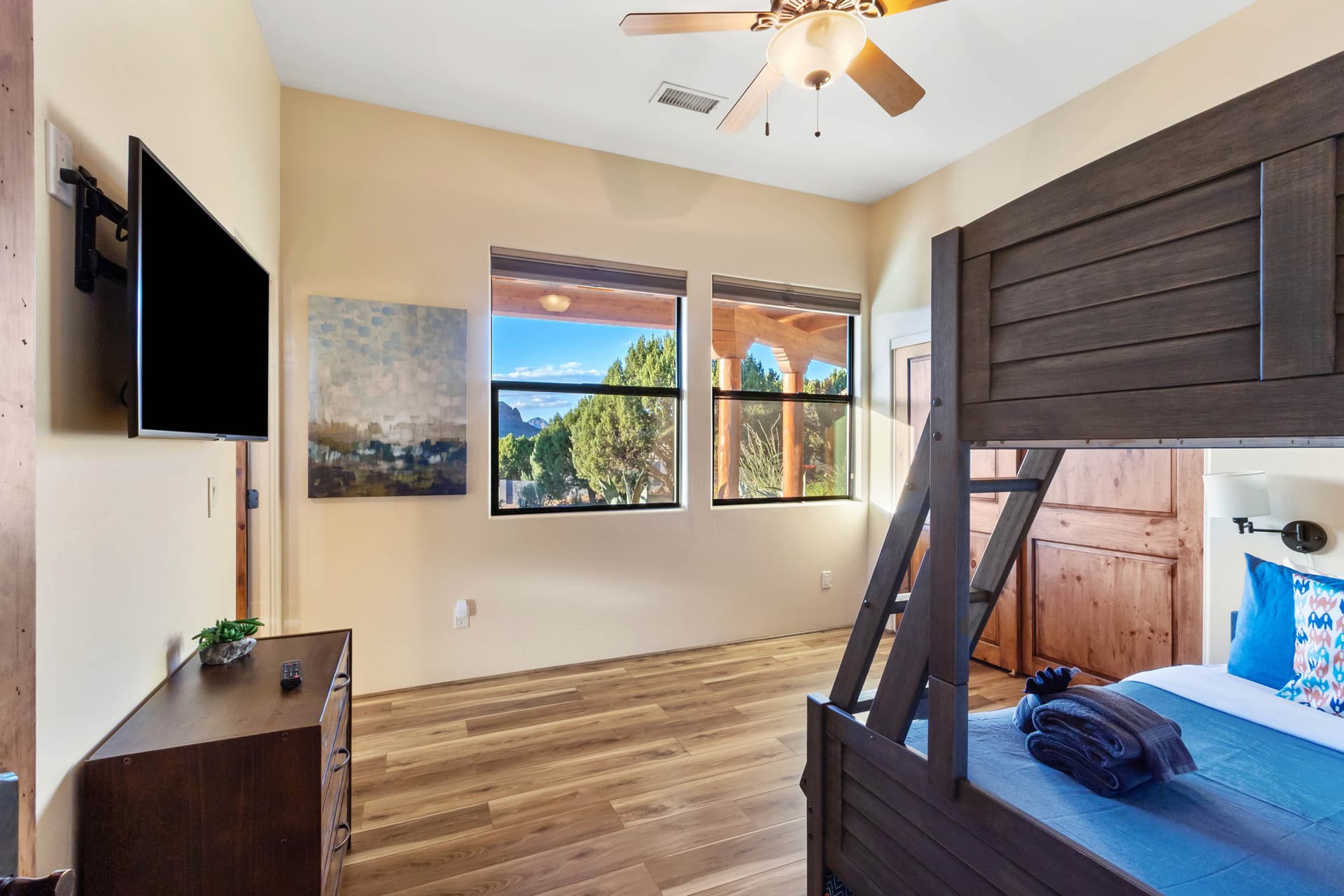 Wild Horse Hacienda - Image 42