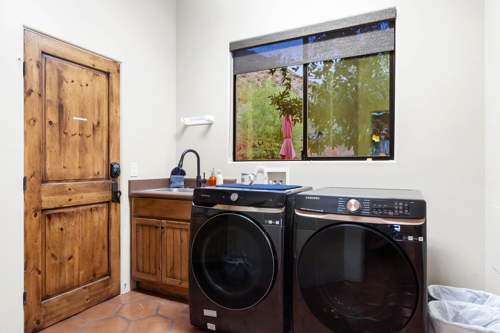 Wild Horse Hacienda - Image 43