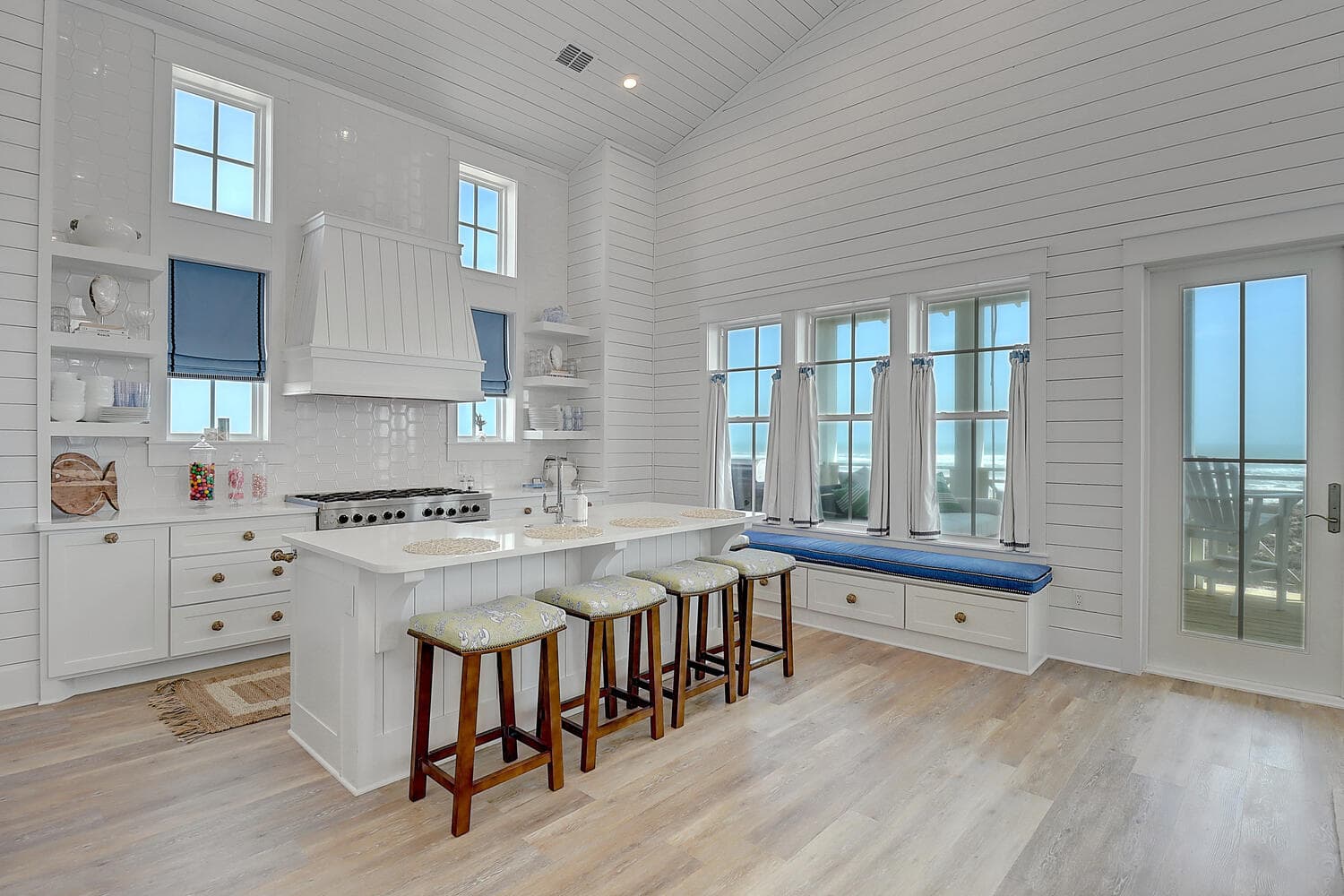 See The Sea - Image 5