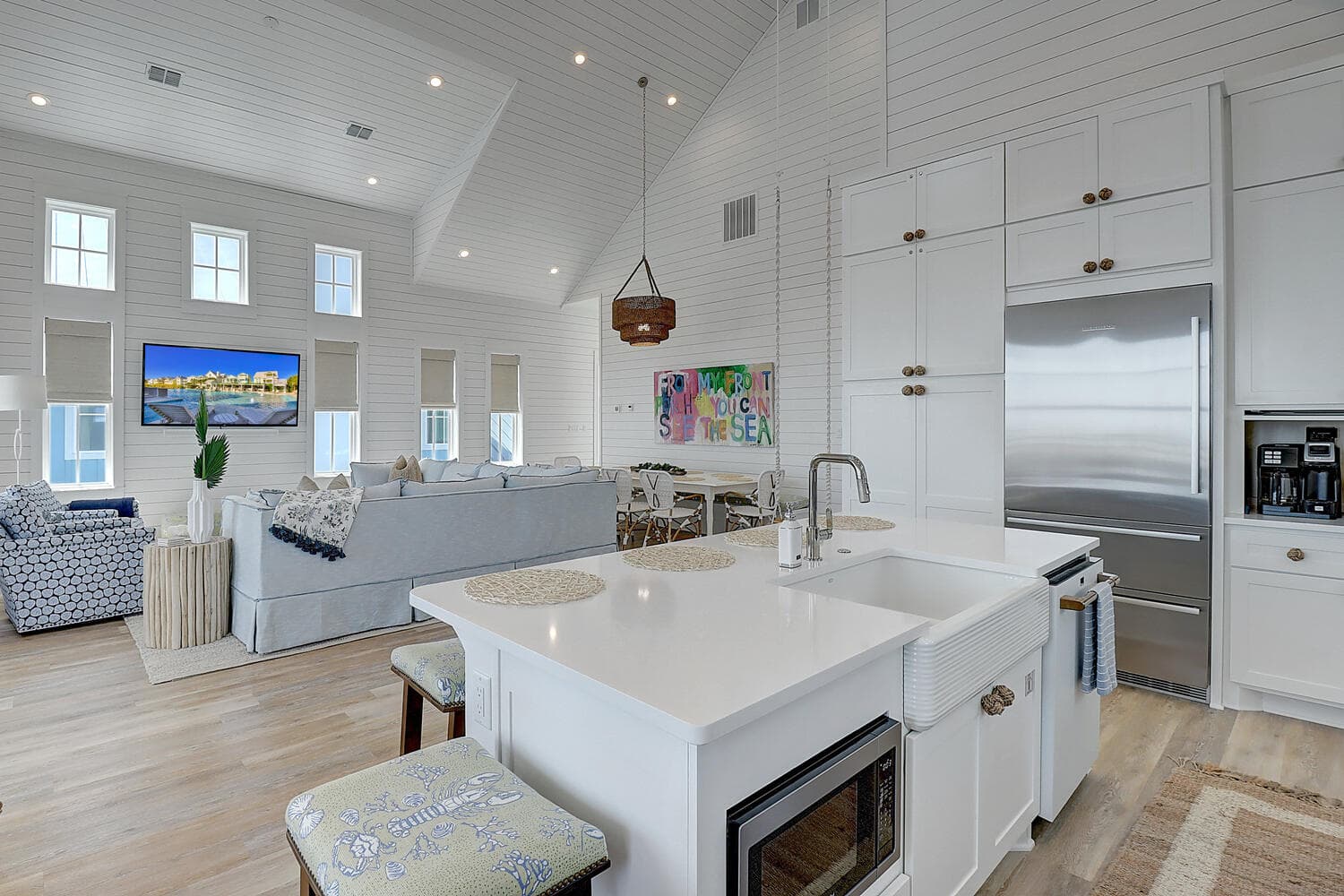 See The Sea - Image 12