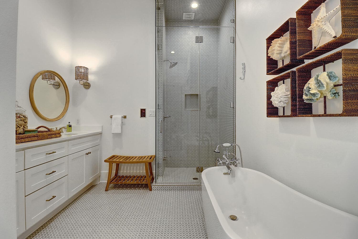 See The Sea - Image 37