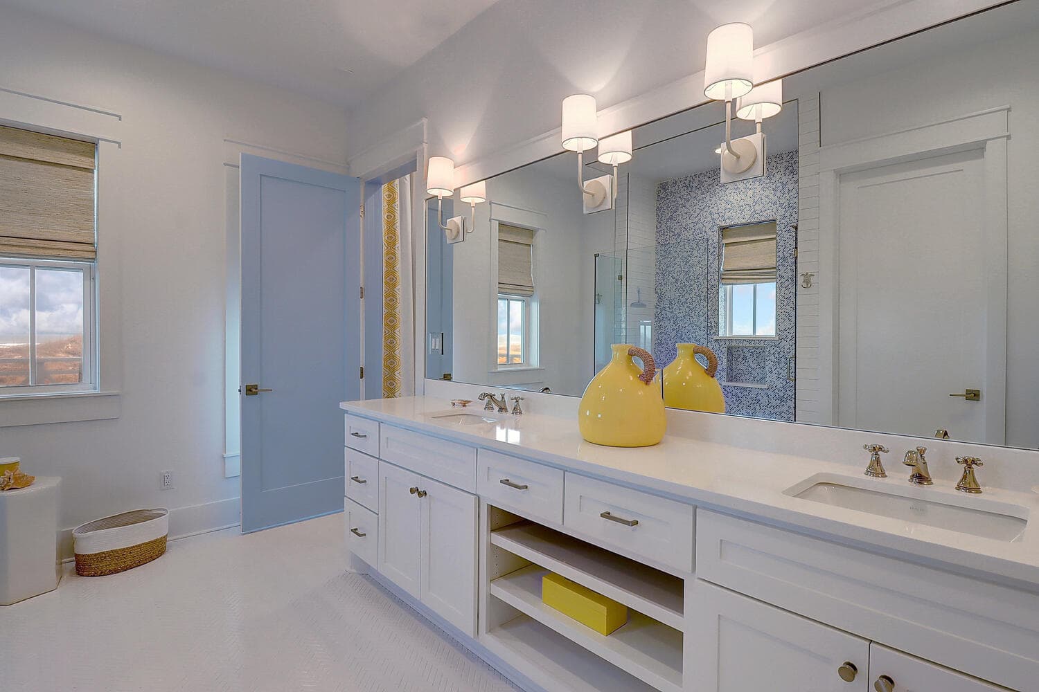 See The Sea - Image 39