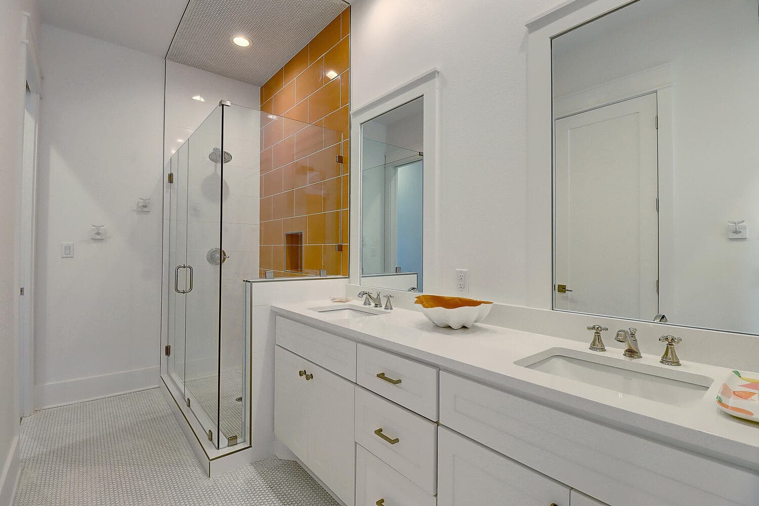 See The Sea - Image 41