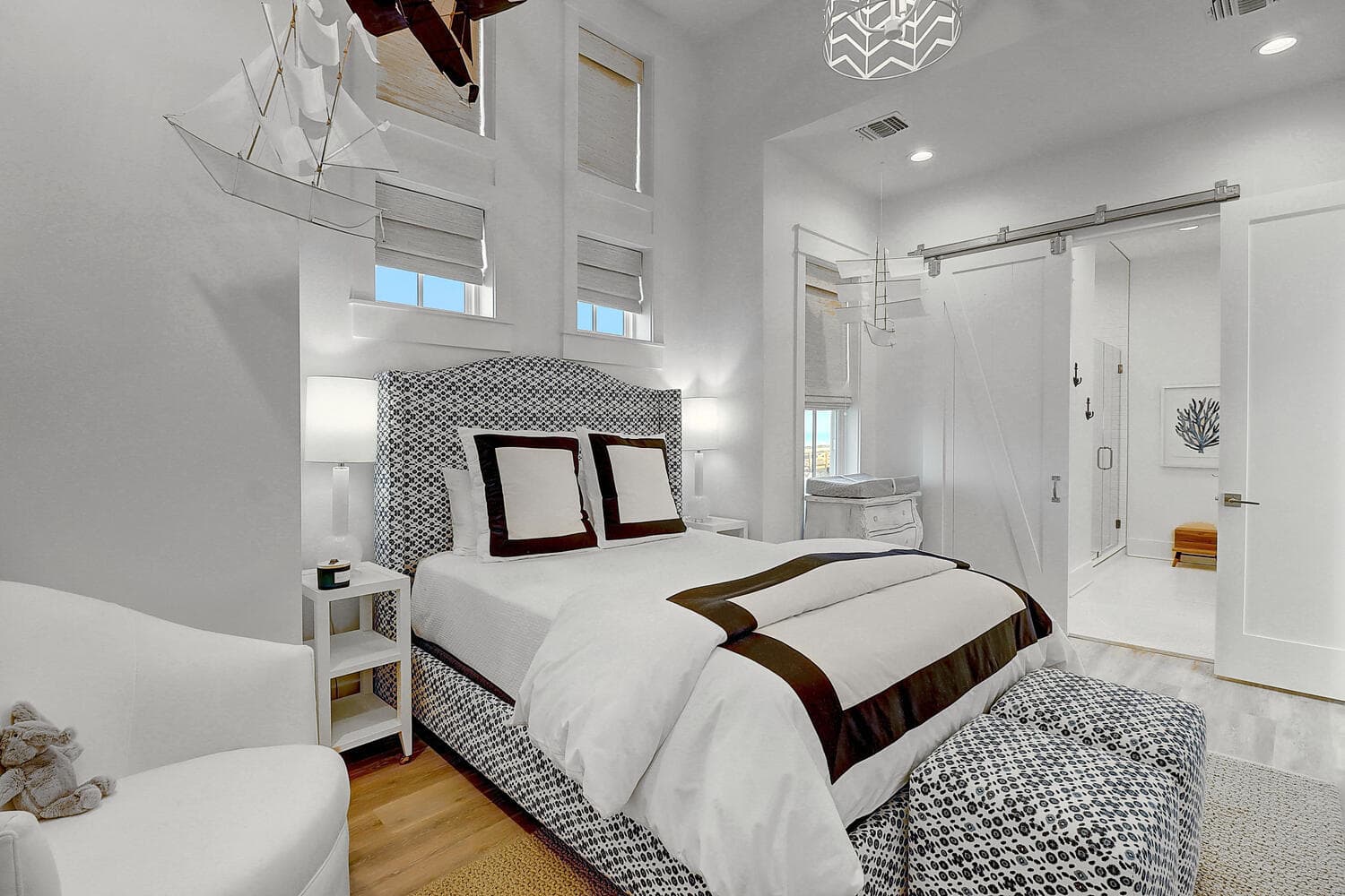 See The Sea - Image 25