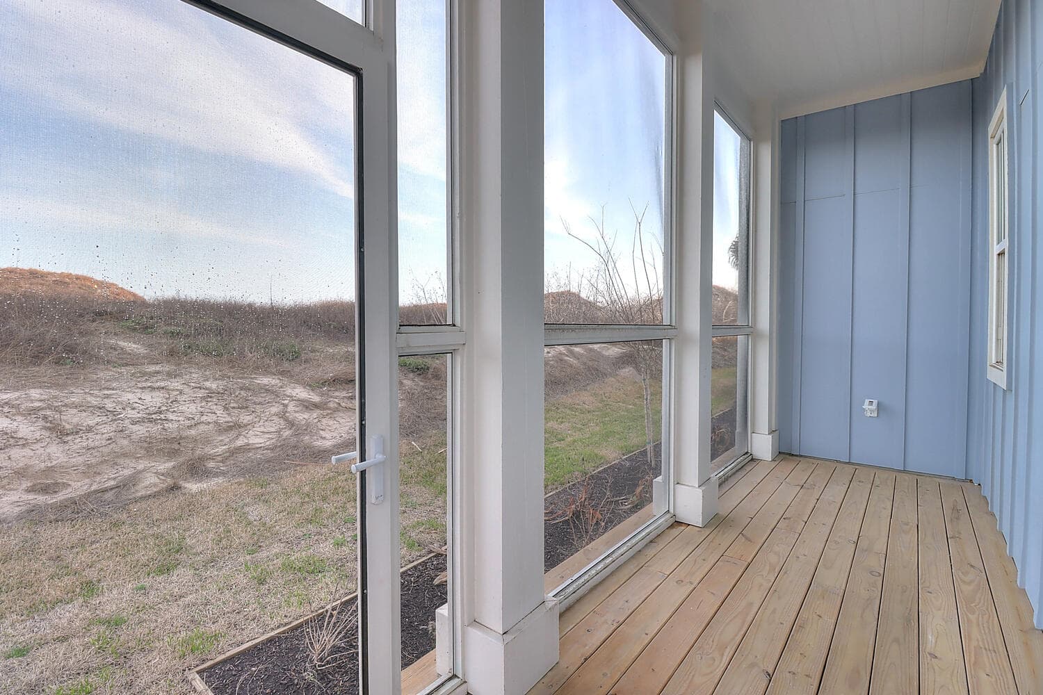 See The Sea - Image 67