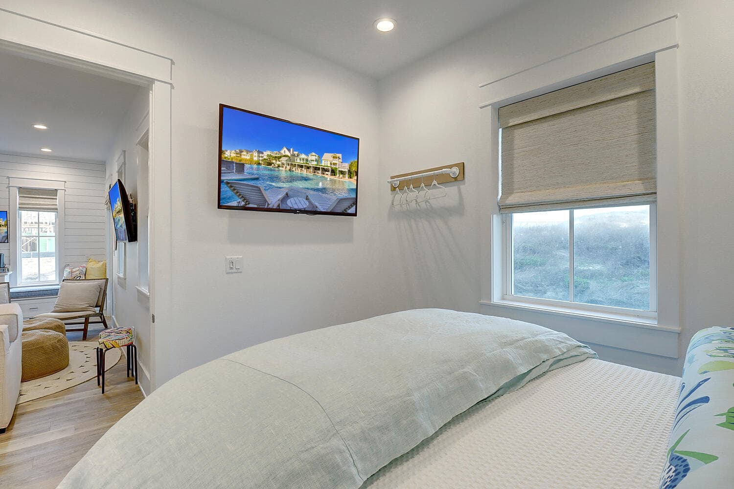 See The Sea - Image 35