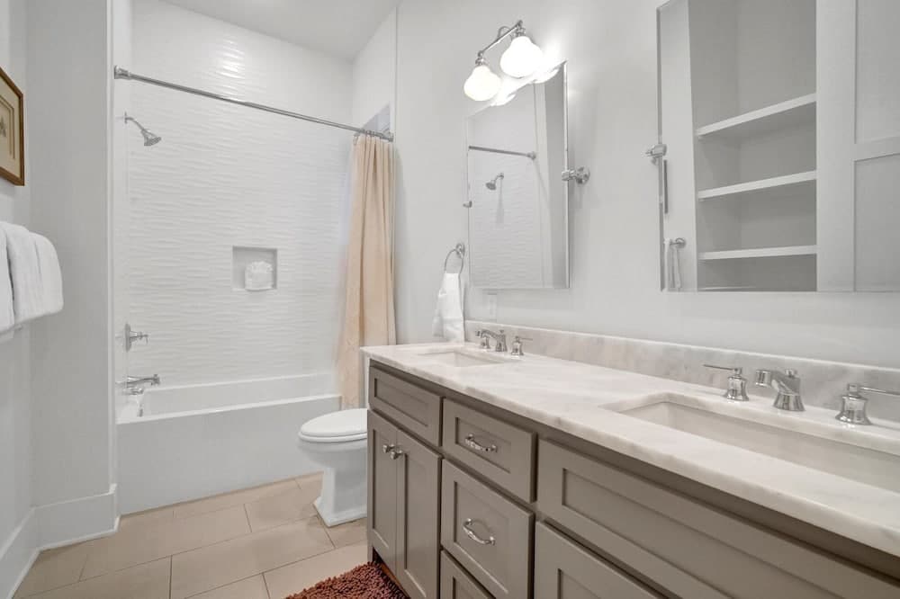 Serendipity by the Sea - Image 12