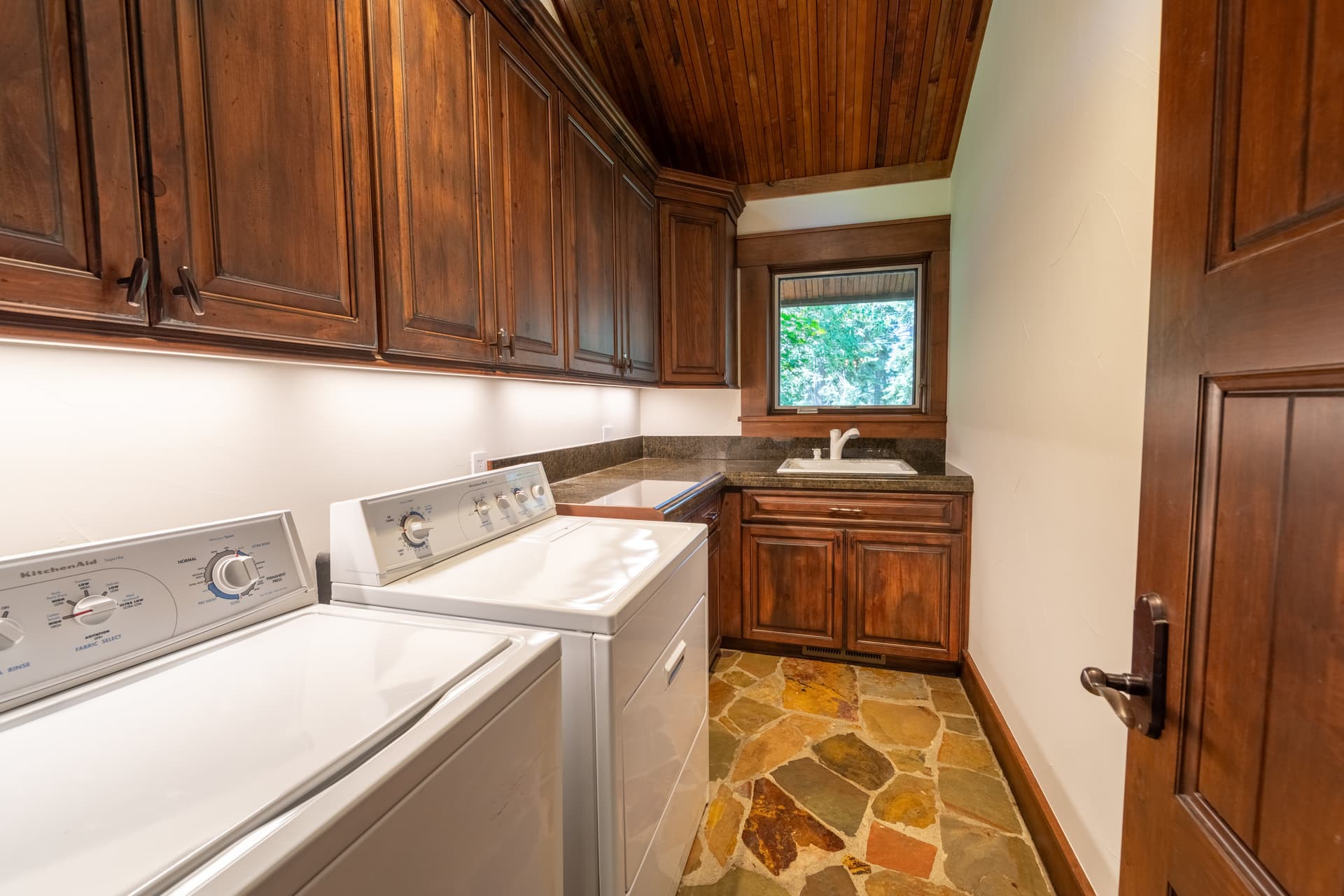 Serenity at Dollar Point - Image 23