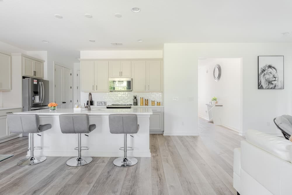 Serenity Lake - Image 4