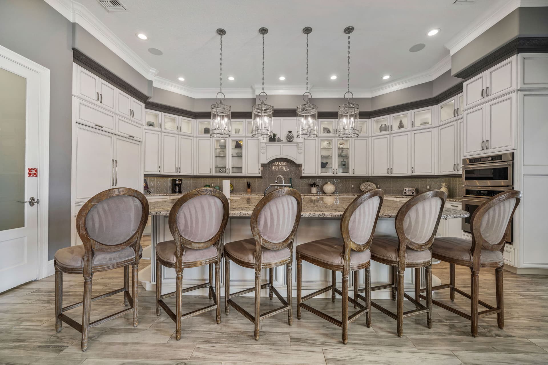 Eagle Bay - Image 12