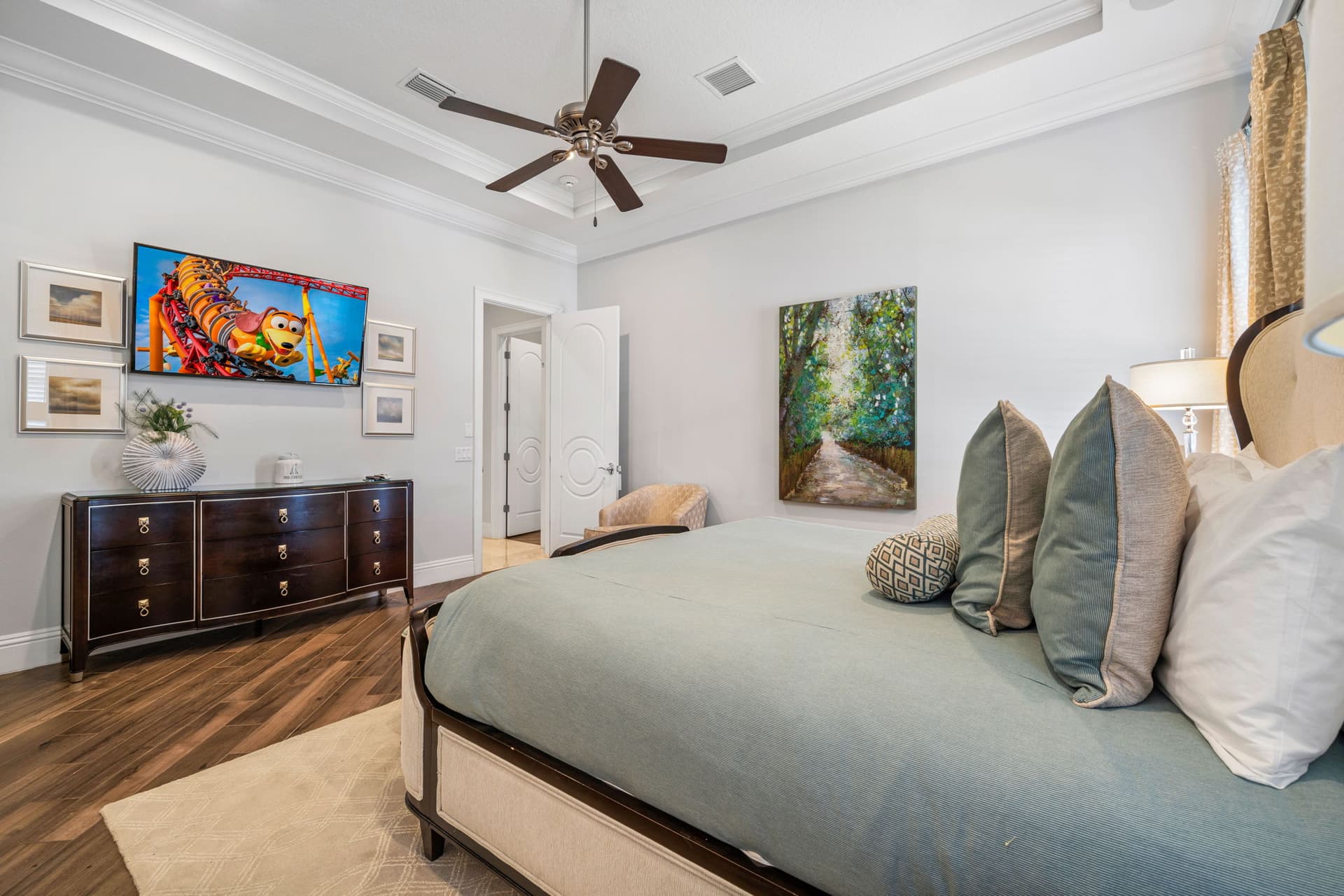 Eagle Bay - Image 41