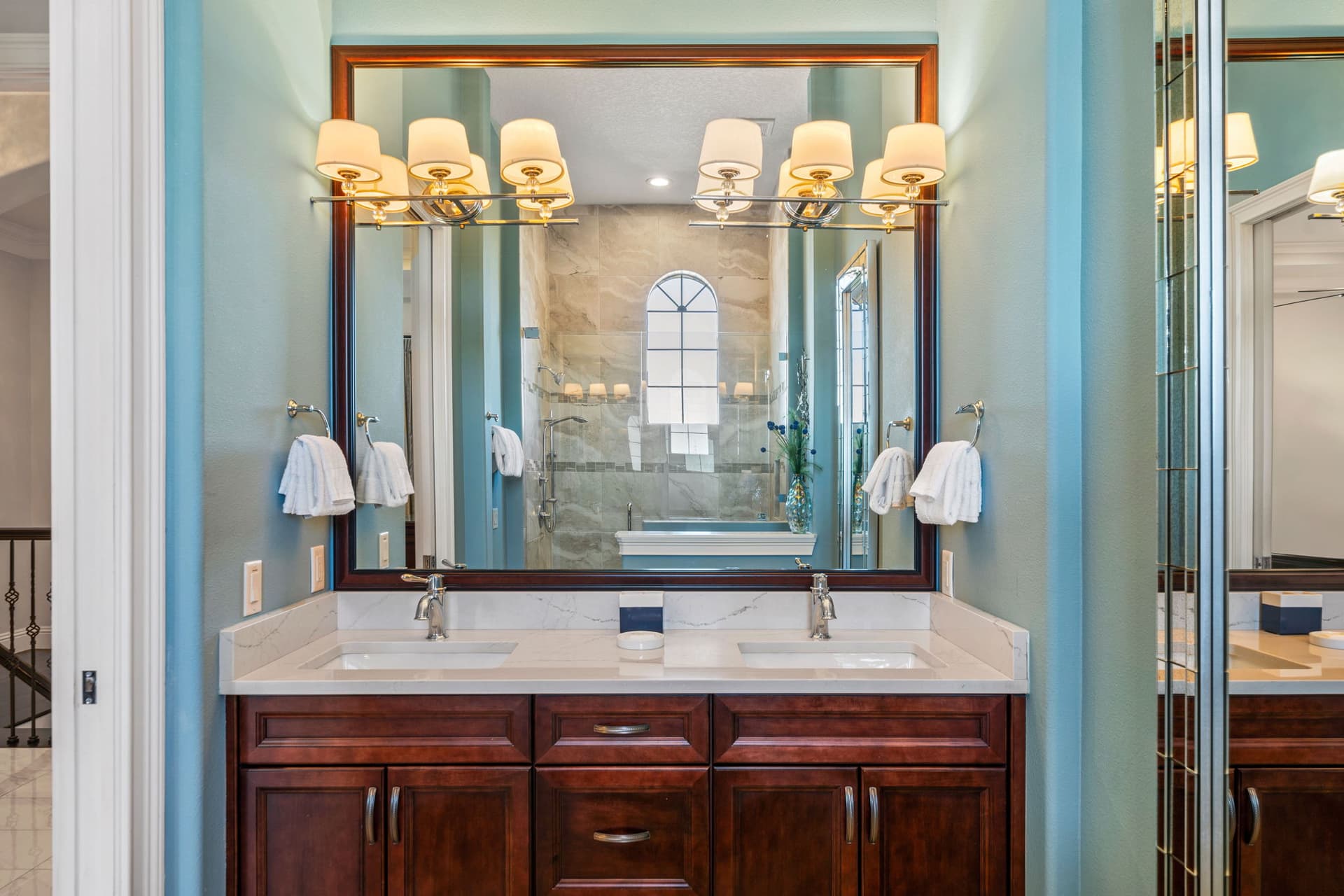 Eagle Bay - Image 72