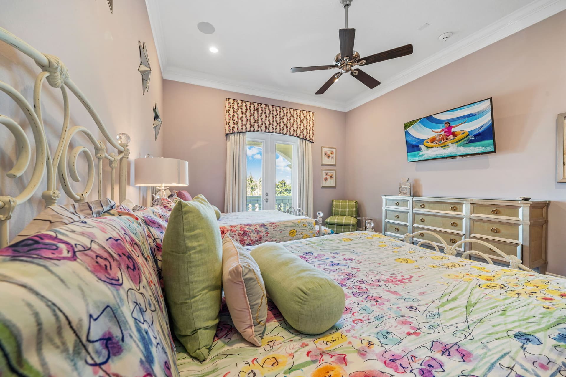 Eagle Bay - Image 55