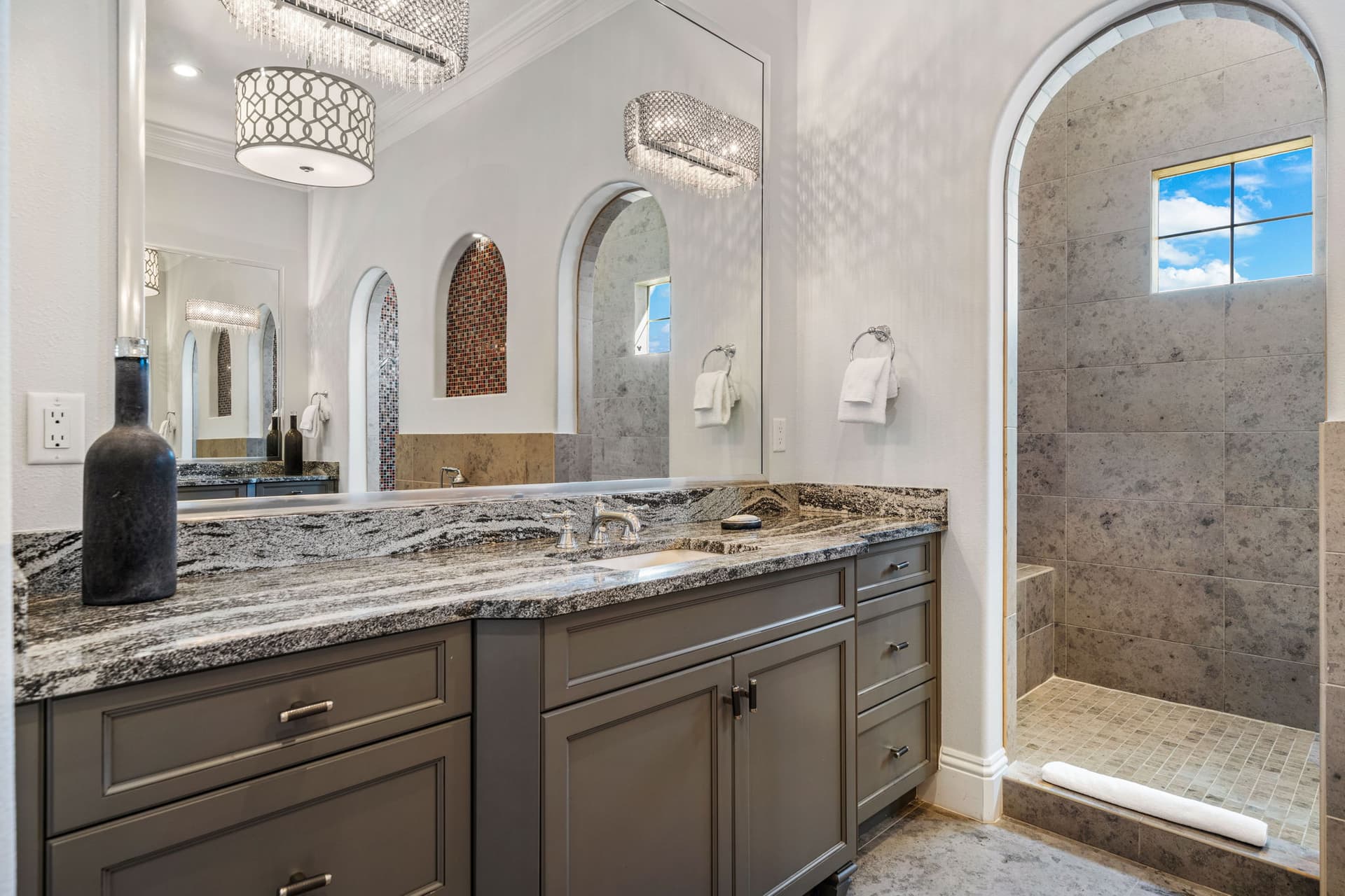 Eagle Bay - Image 78