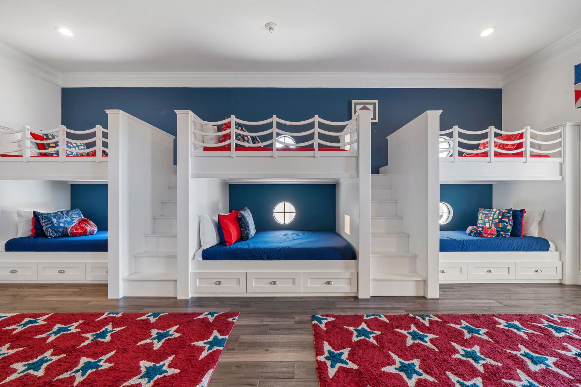 Eagle Bay - Image 48