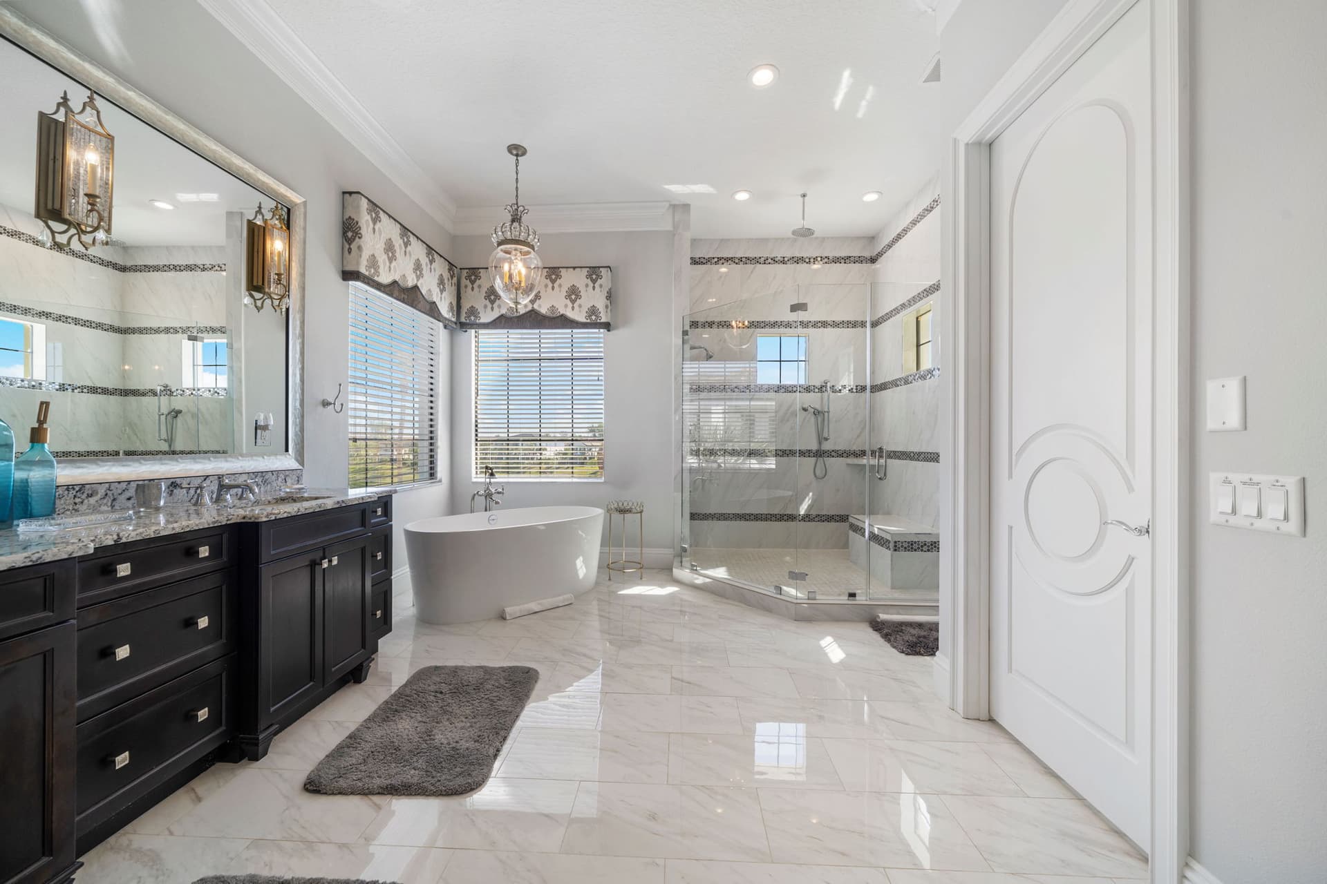 Eagle Bay - Image 83